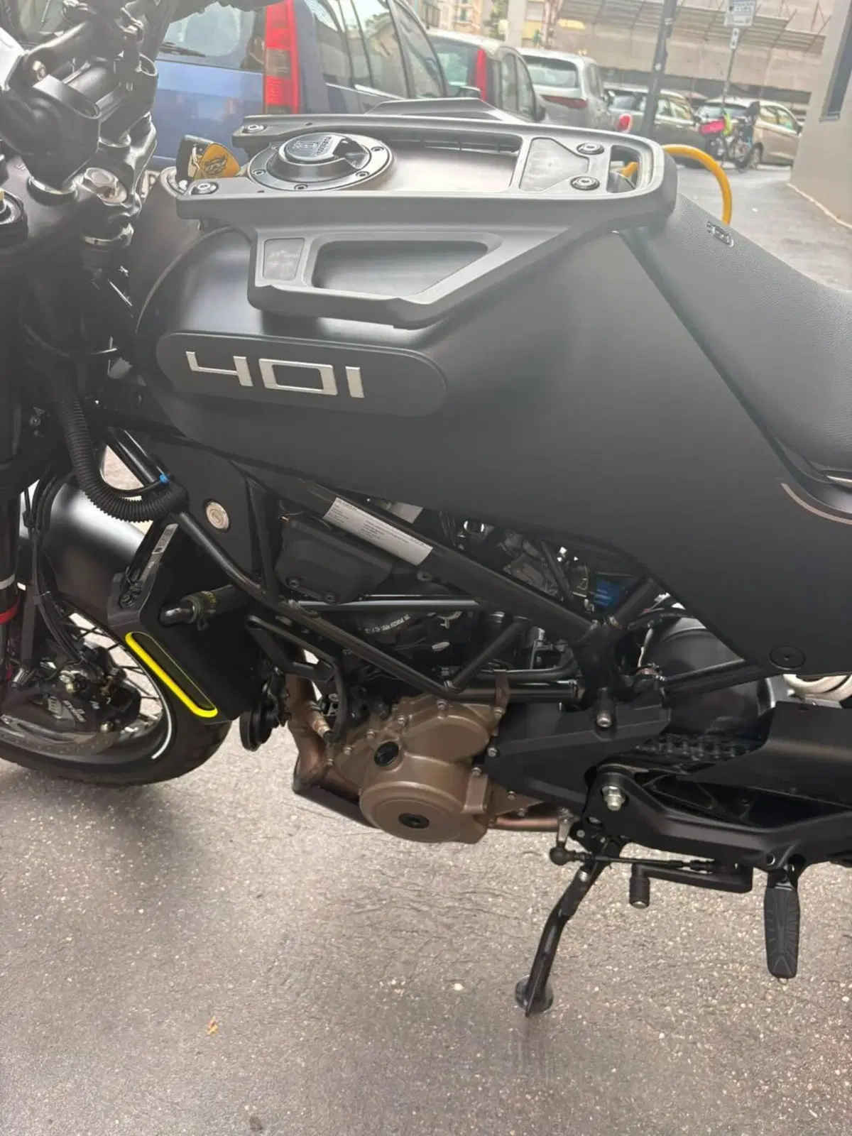 Husqvarna Svartpilen 401 (2021 - 23) (7)