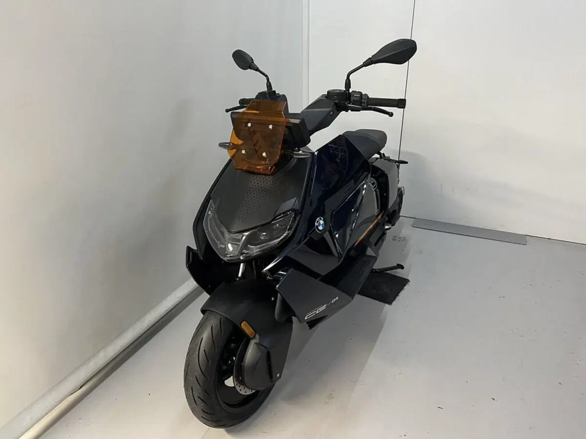 Bmw CE 04 (2021 - 25) (4)