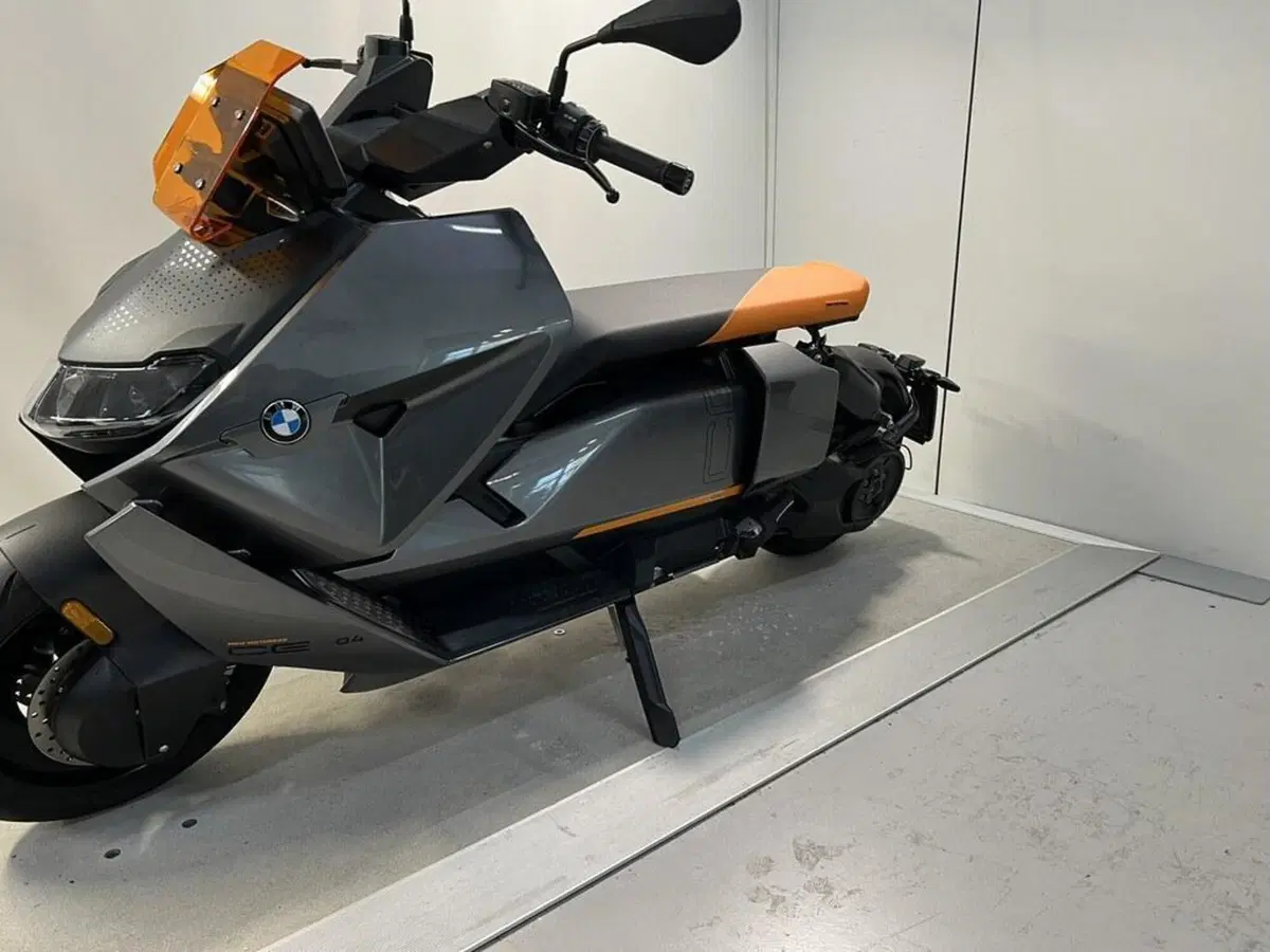 Bmw CE 04 (2021 - 25) (4)