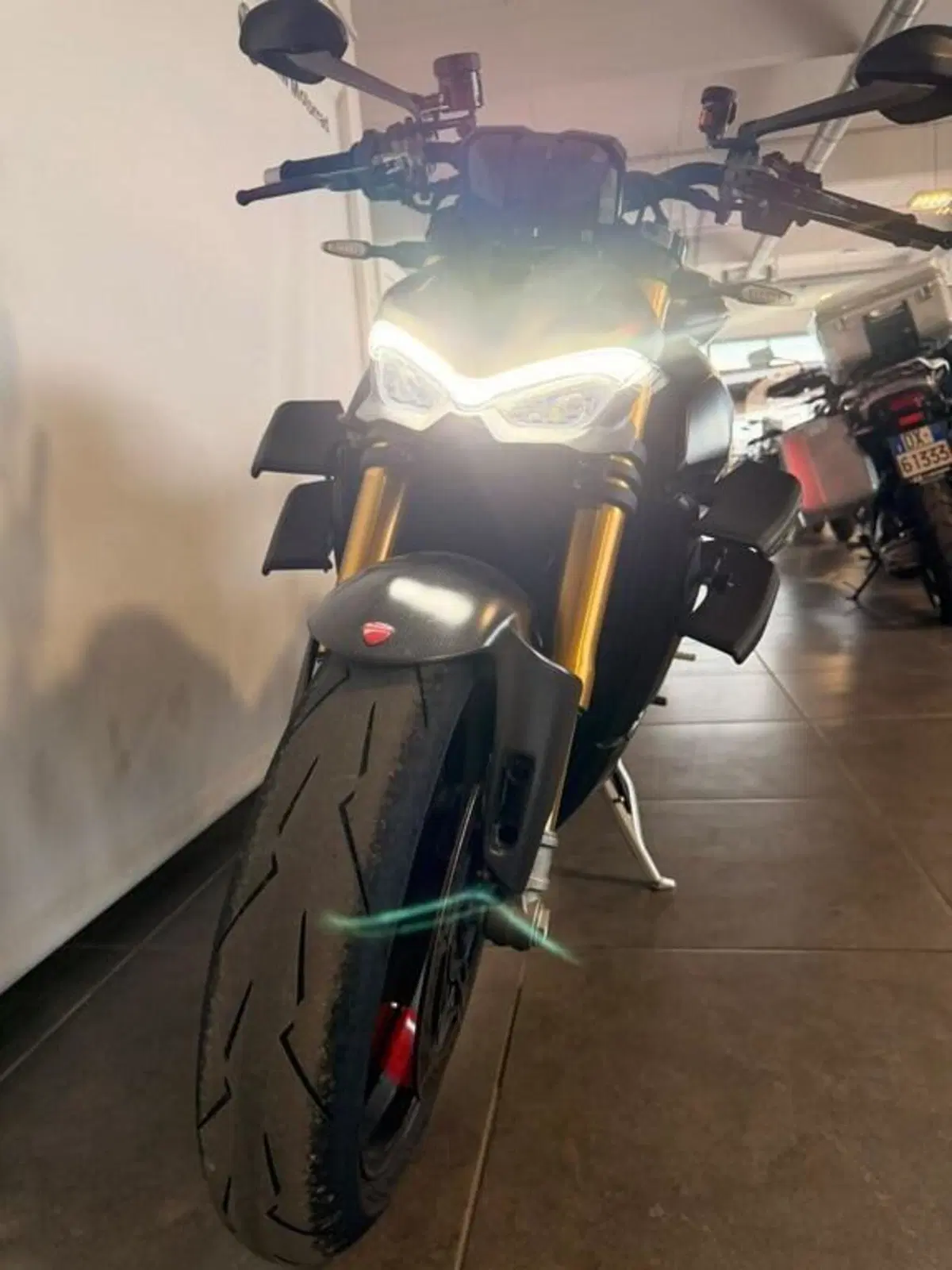 Ducati Streetfighter V4 1100 S (2020) (4)