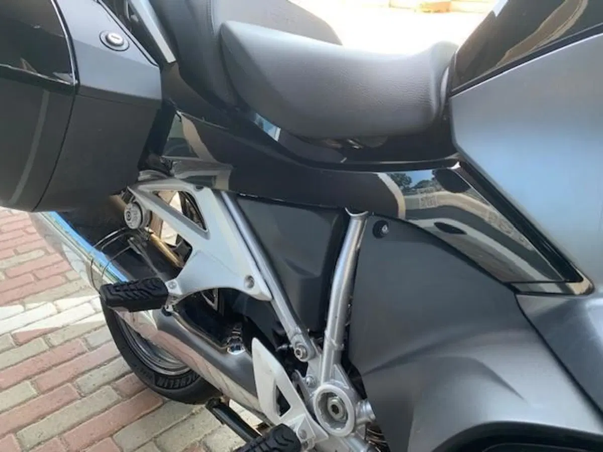 Bmw R 1250 RT (2021 - 25) (5)
