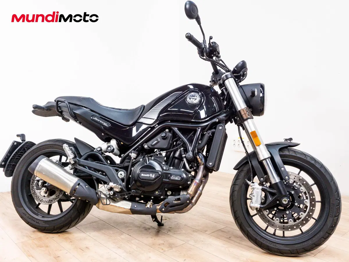 Benelli Leoncino 500 Sport (2017) (2)