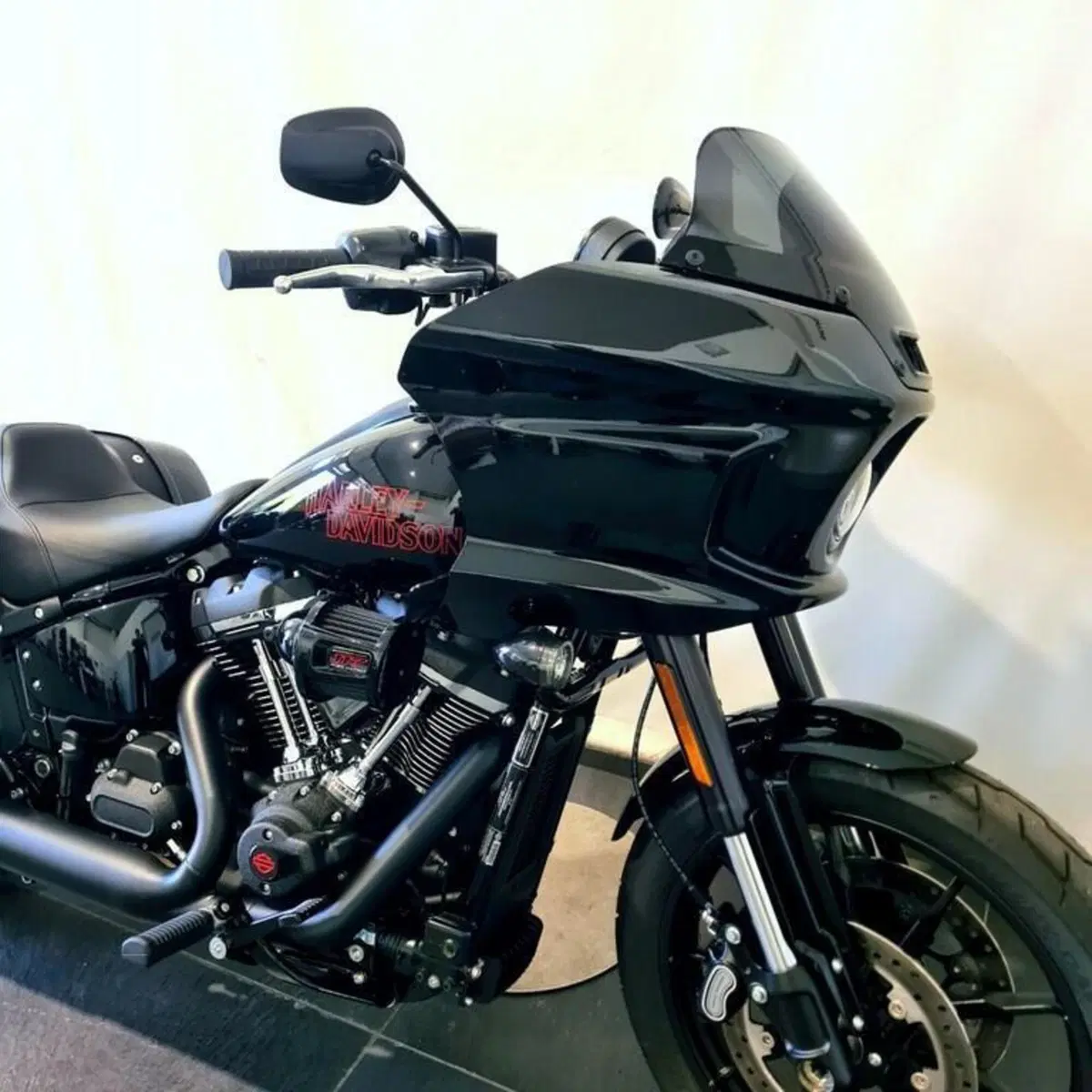 Harley-Davidson Low Rider ST (2025 - 26) (15)