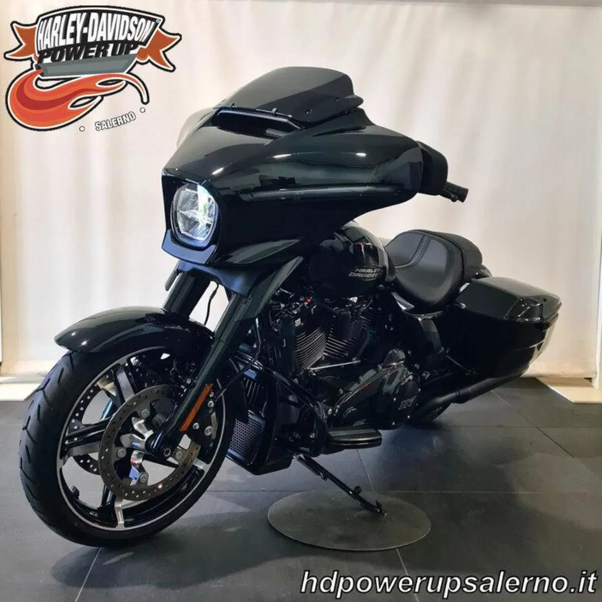 Harley-Davidson 117 Street Glide (2021) - FLHXSE (3)