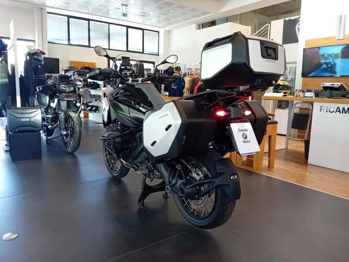 Bmw R 1300 GS (2023 - 26) (6)