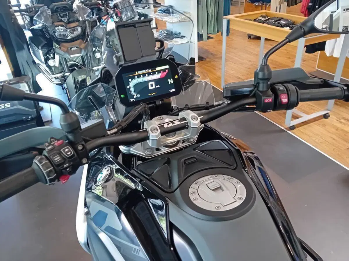 Bmw R 1300 GS (2023 - 26) (7)