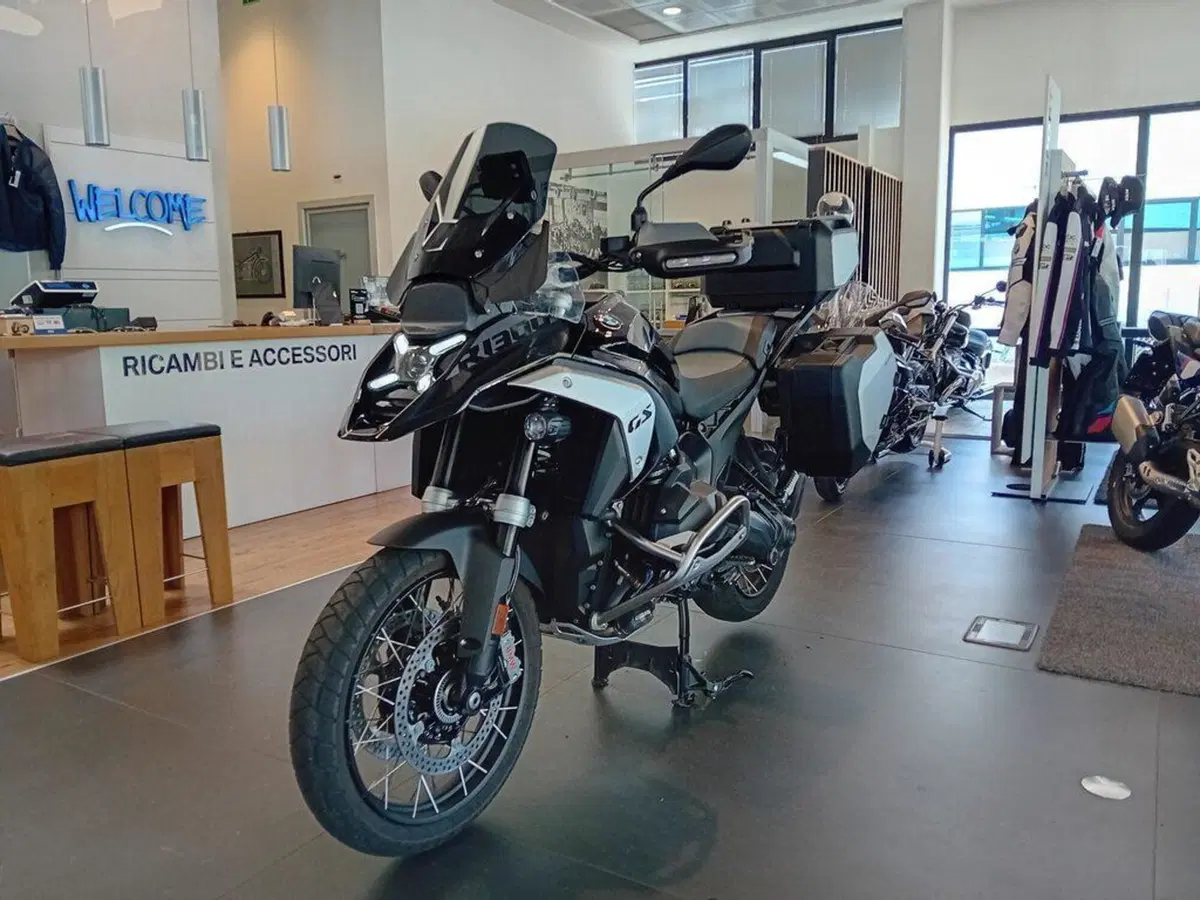 Bmw R 1300 GS (2023 - 26) (2)
