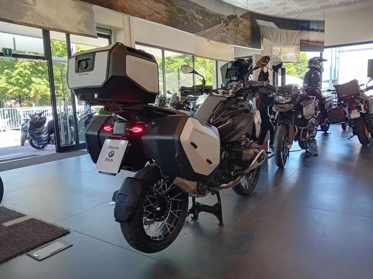 Bmw R 1300 GS (2023 - 26) (5)