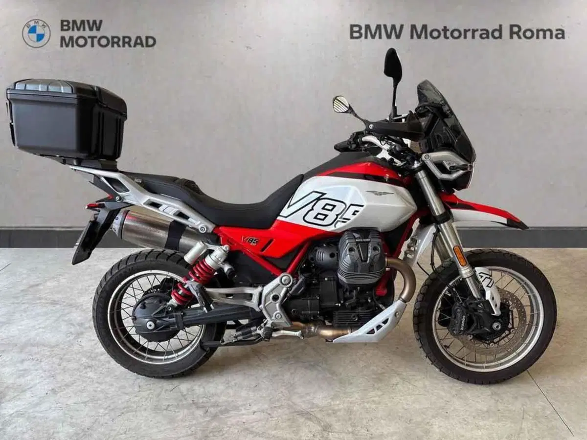 Moto Guzzi V85 TT (2024 - 26) (2)