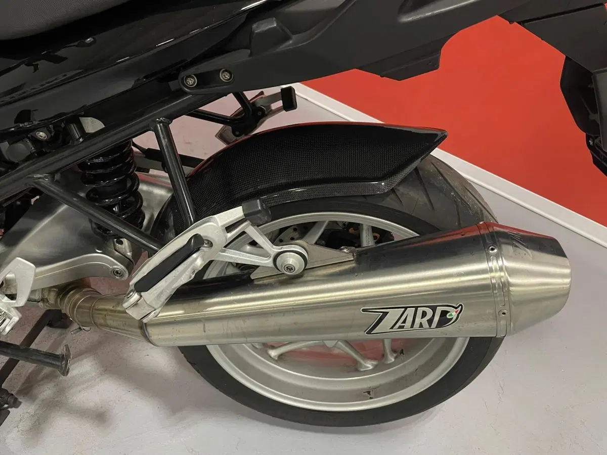 Bmw R 1200 R (2006 - 11) (10)