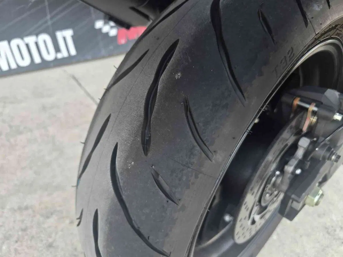 Yamaha Tracer 9 GT+ Y-AMT (2025 - 26) (11)