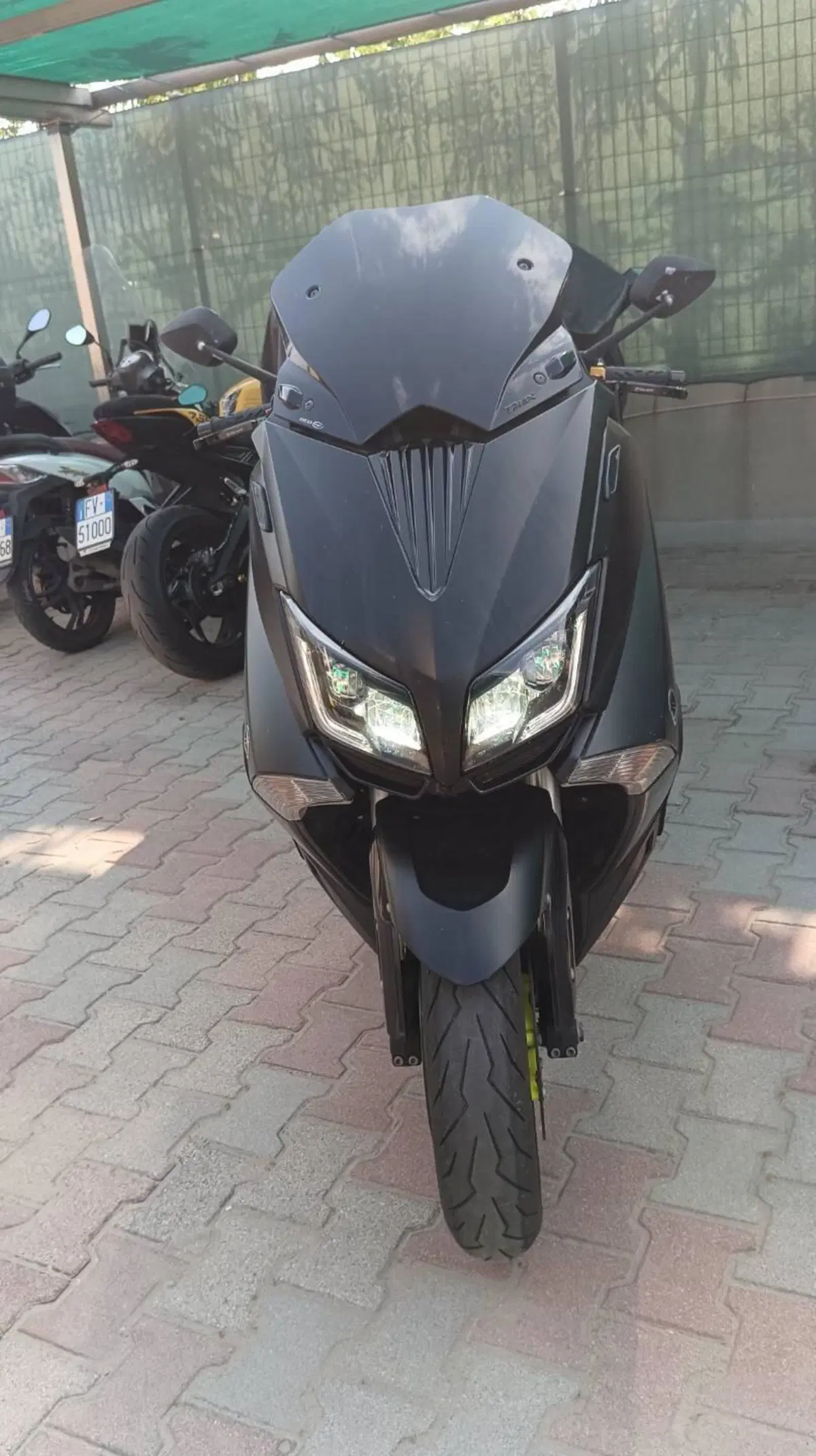 Yamaha T-Max 530 ABS (2015 - 17) (3)
