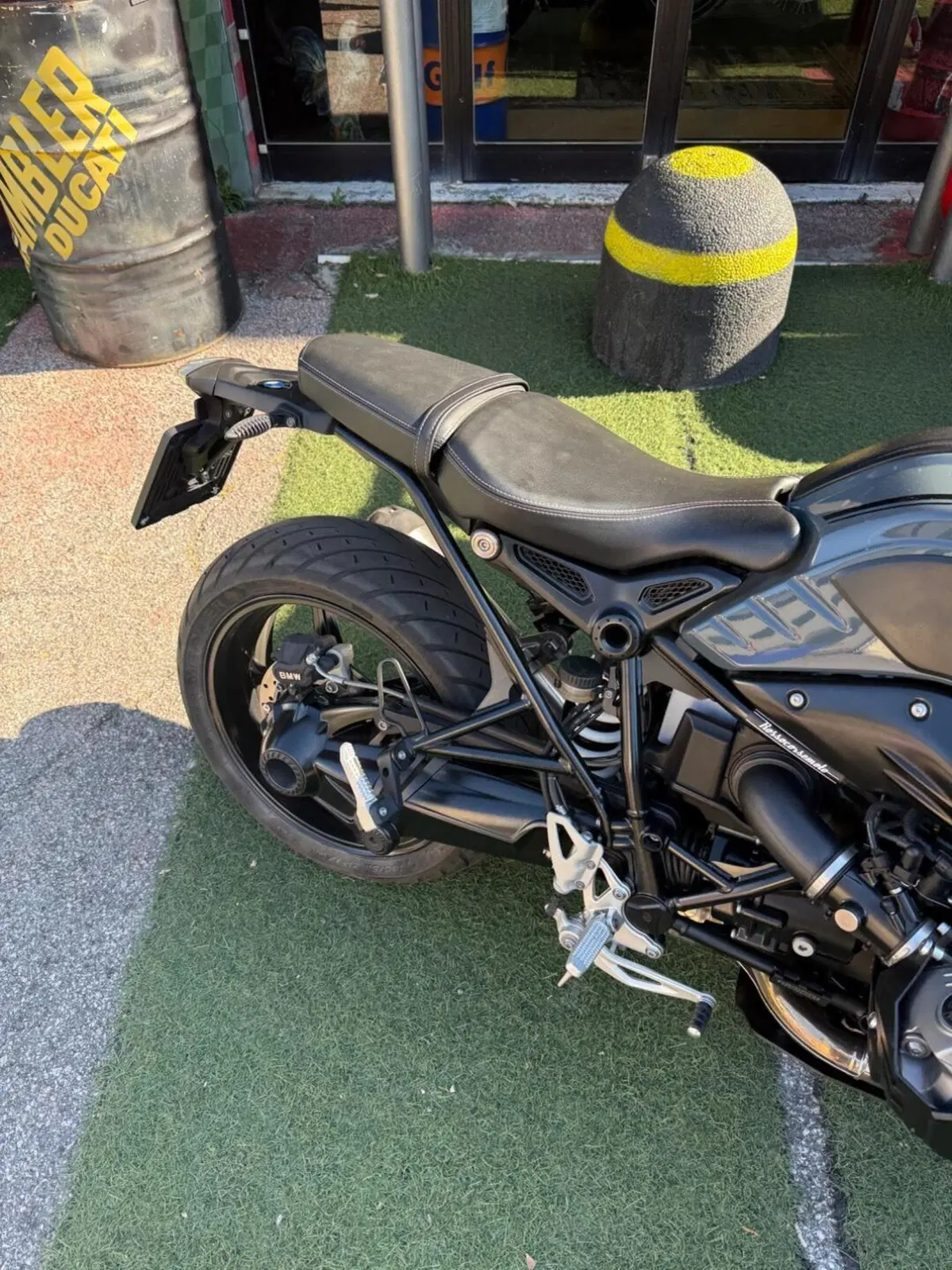 Bmw R nineT 1200 Pure (2017 - 20) (9)