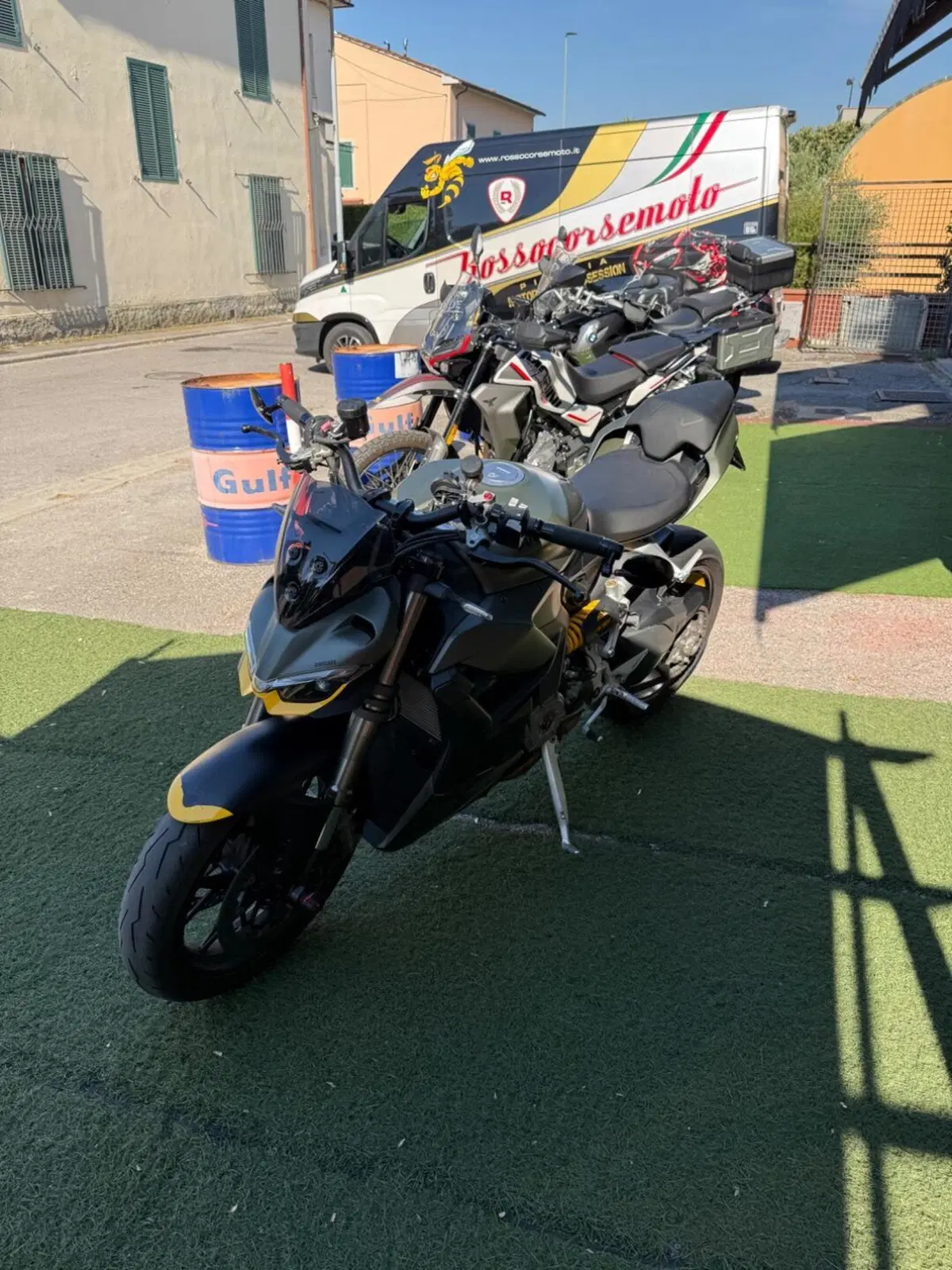 Ducati Streetfighter V2 955 Green (2022 - 23) (3)