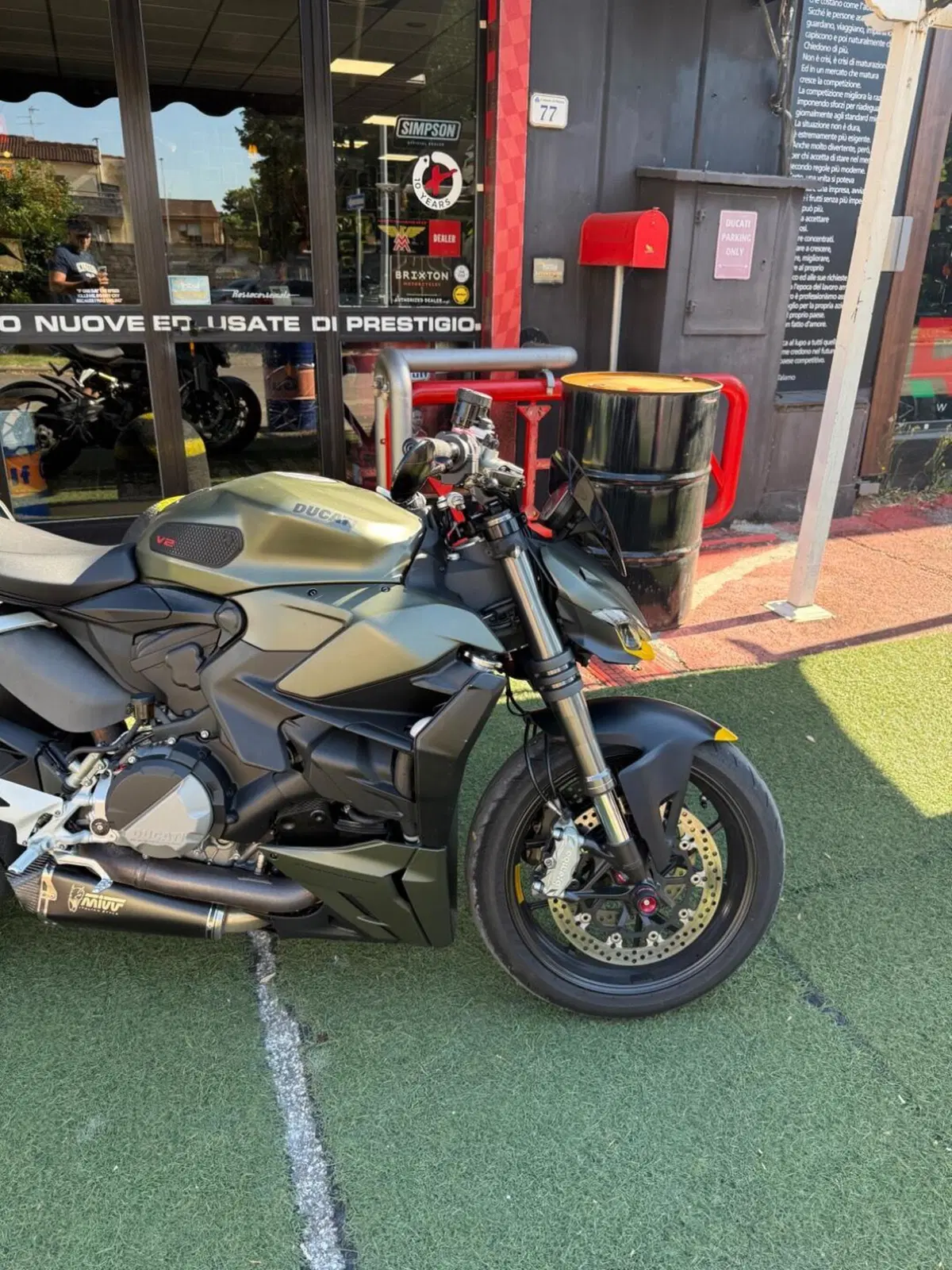 Ducati Streetfighter V2 955 Green (2022 - 23) (6)