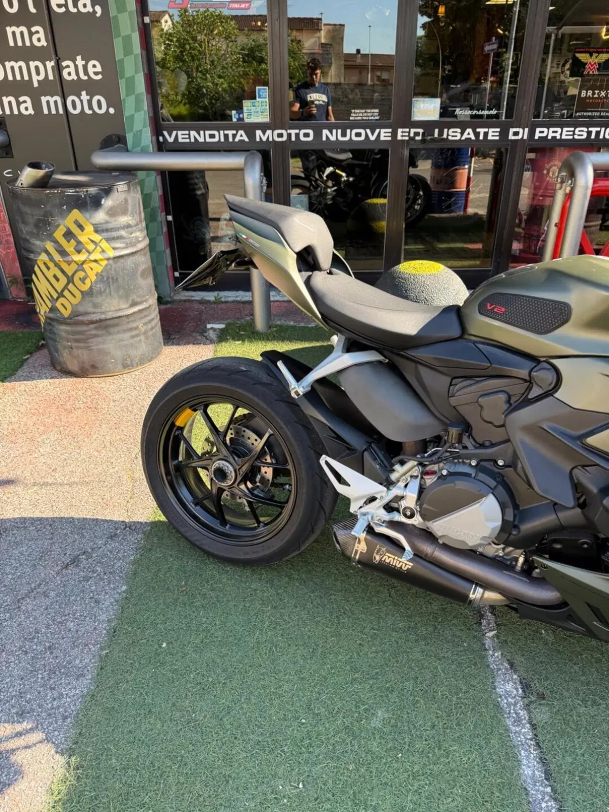 Ducati Streetfighter V2 955 Green (2022 - 23) (7)