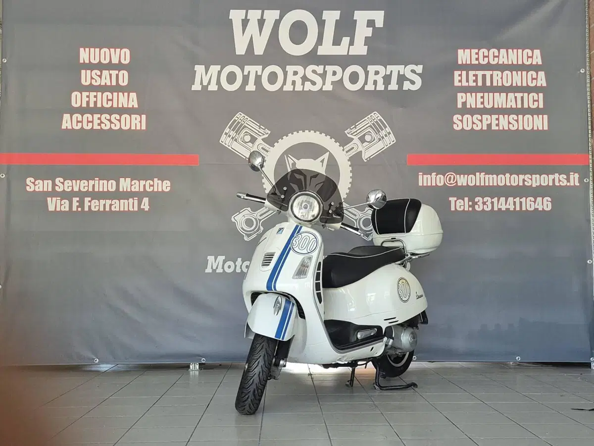 Vespa GTS 300 Super (2008 - 16)