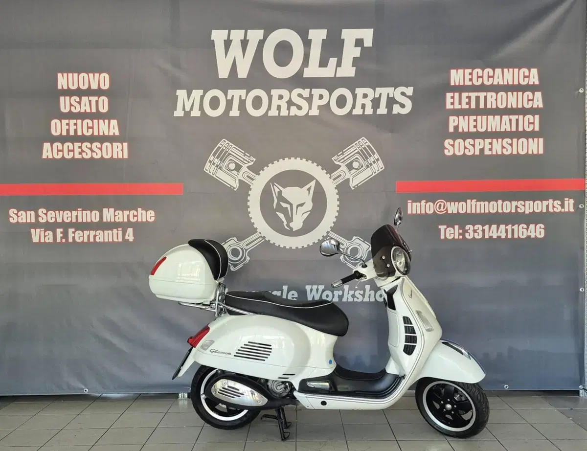 Vespa GTS 300 Super (2008 - 16) (2)