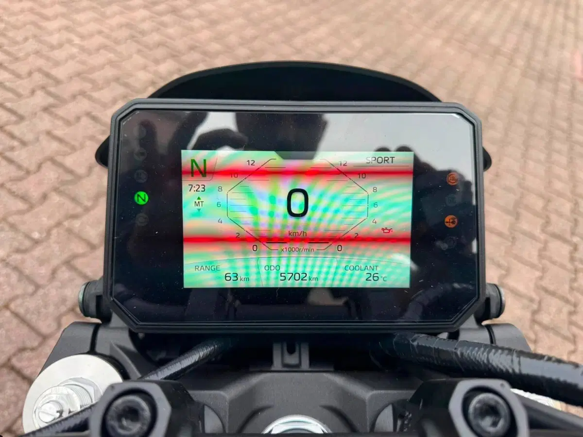 Yamaha MT-09 Y-AMT (2024 - 26) (4)
