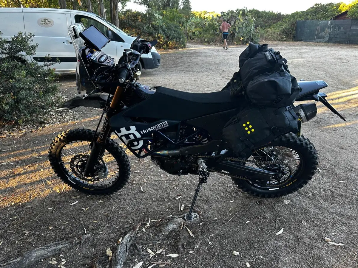Husqvarna 701 Enduro (2023 - 25) (2)