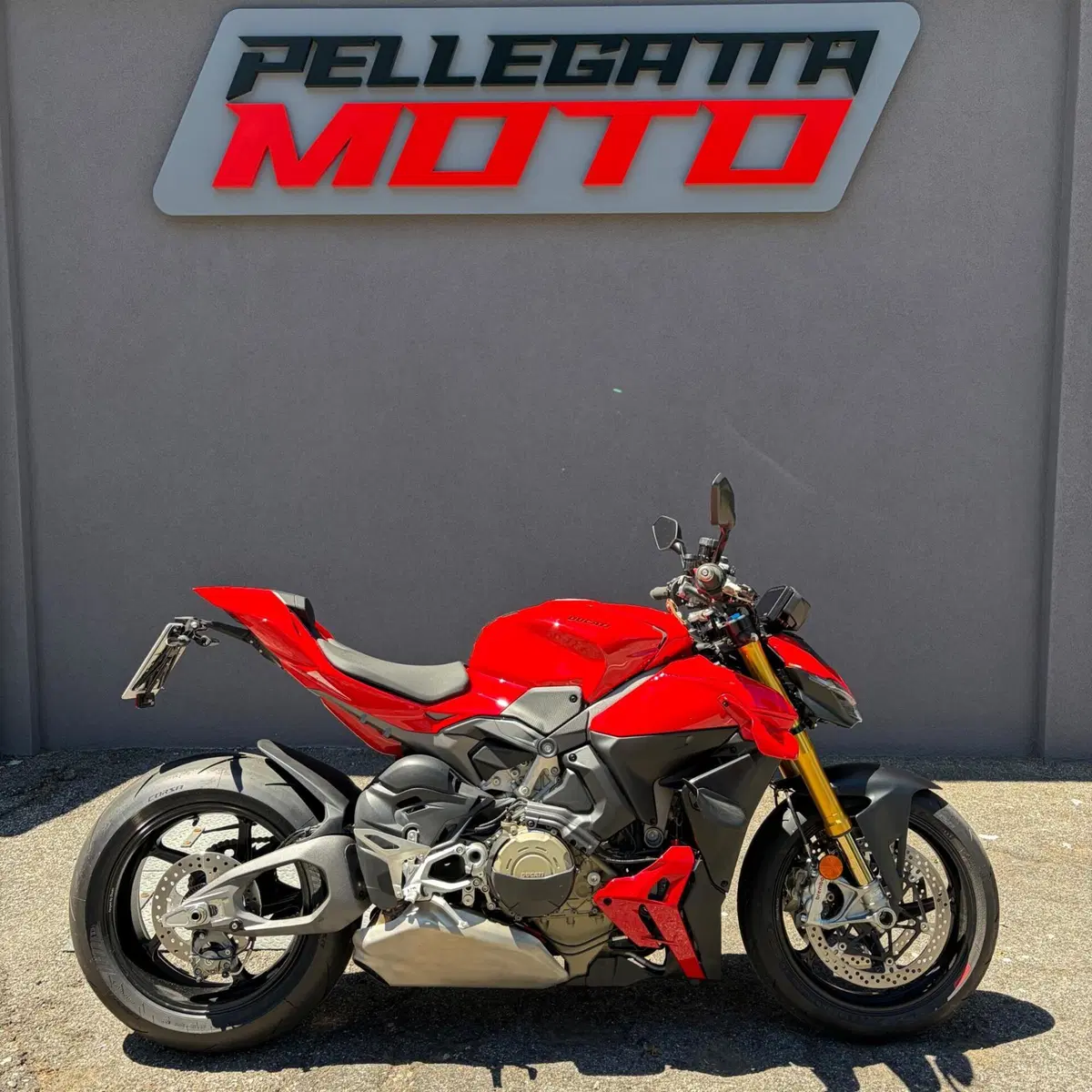 Ducati Streetfighter V4 S (2025 - 26)