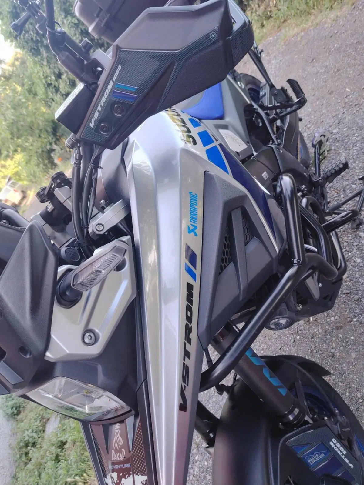 Suzuki V-Strom 1050XT Pro (2020 - 23) (11)