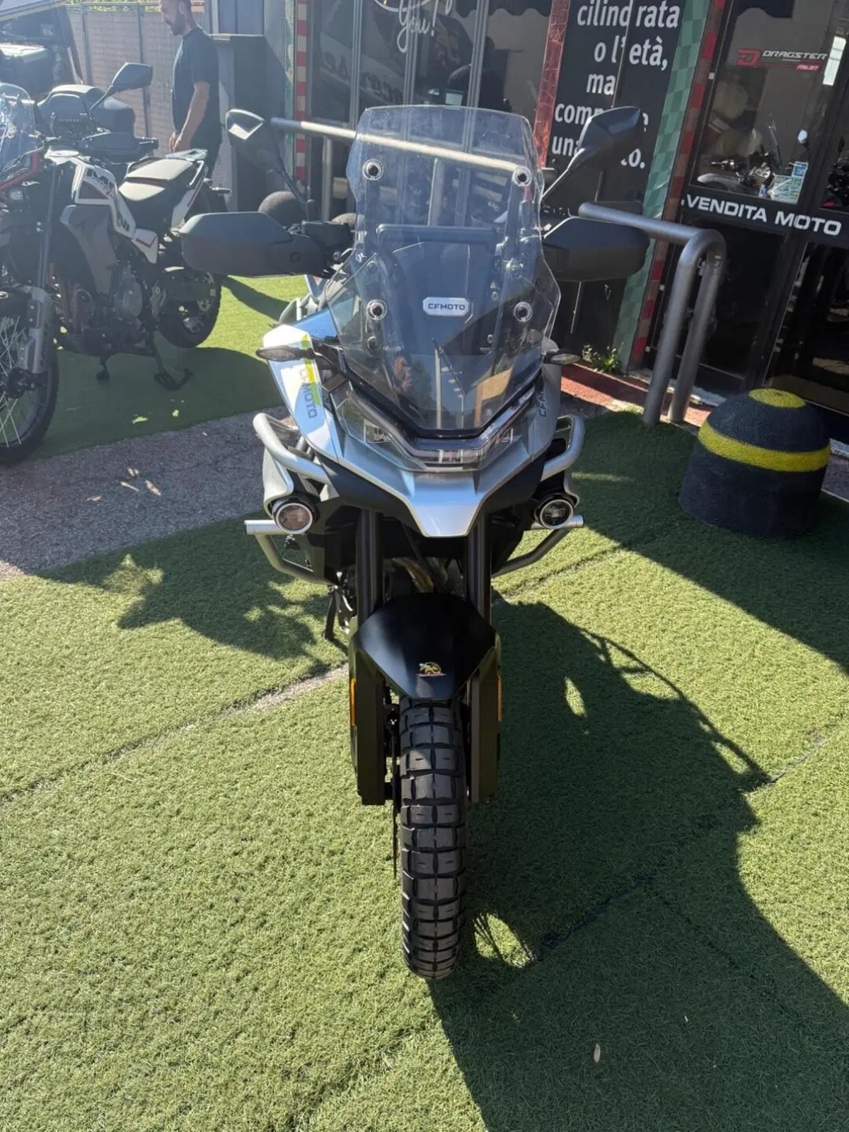 CFMOTO 800MT Touring (2022 - 26) (6)