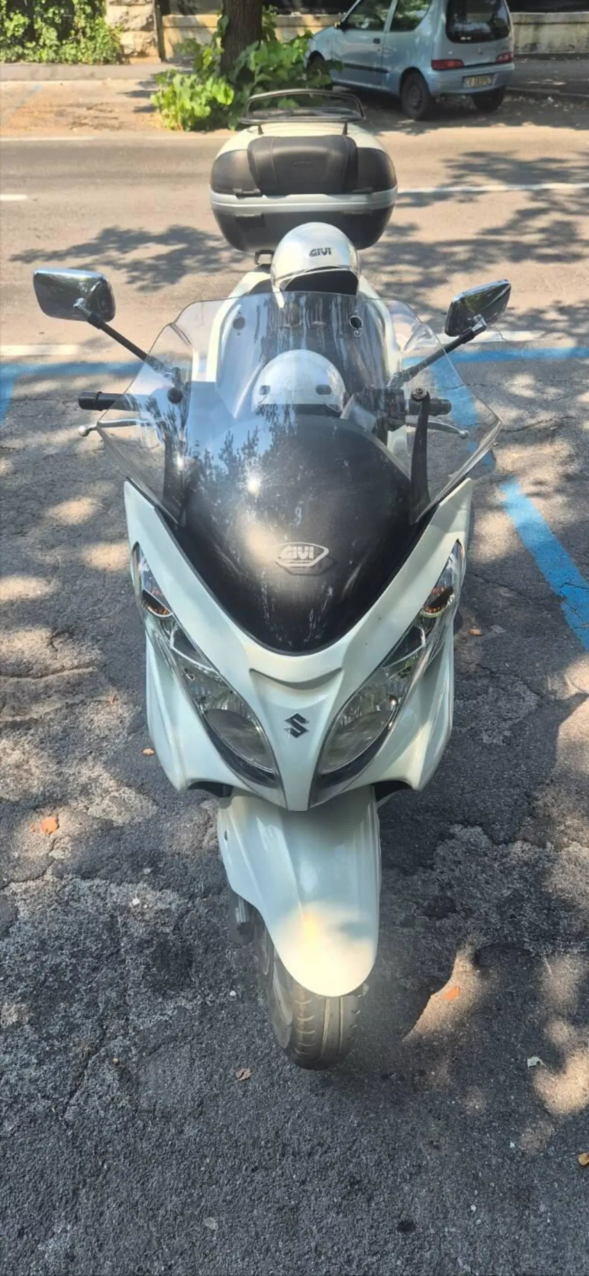 Suzuki Burgman AN 400 (2008 - 13) (2)