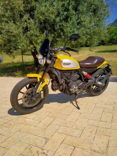 Ducati Scrambler 800 Icon (2017 - 20) usata