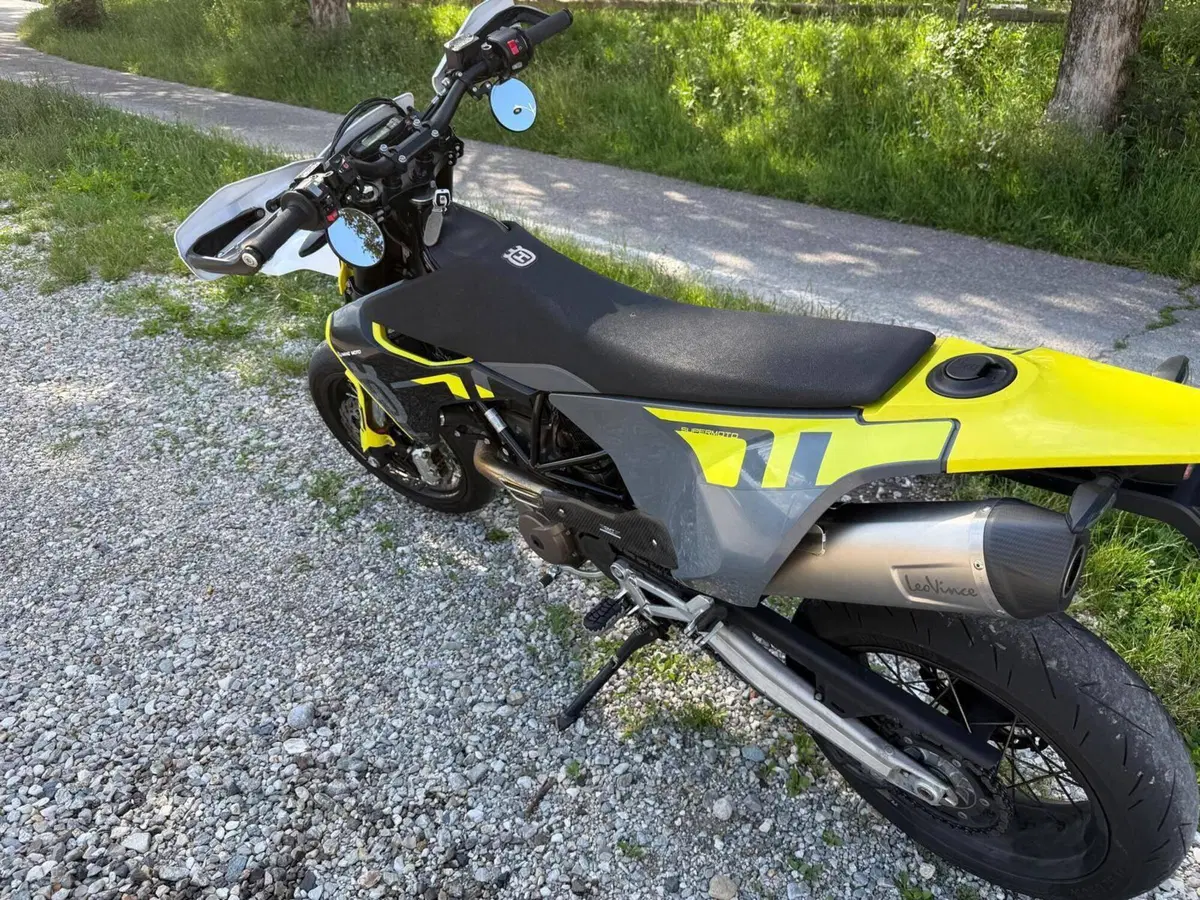 Husqvarna 701 Supermoto (2023 - 25) (8)