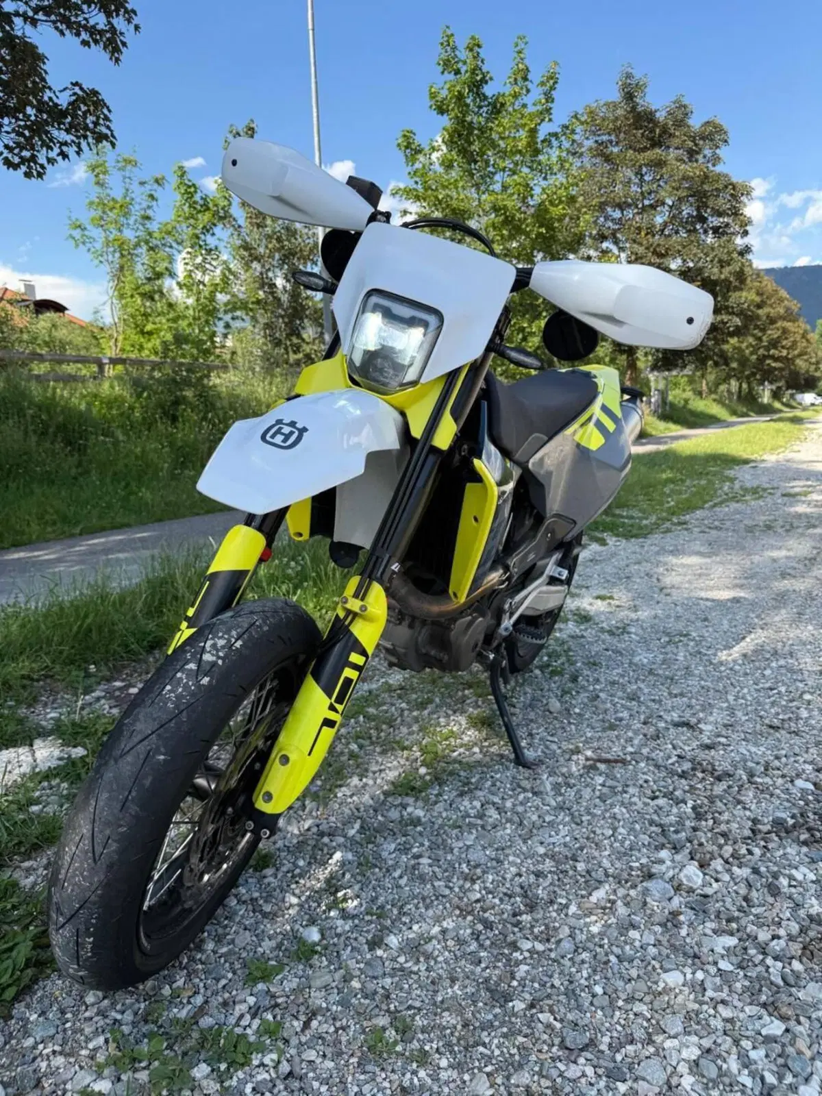 Husqvarna 701 Supermoto (2023 - 25) (2)