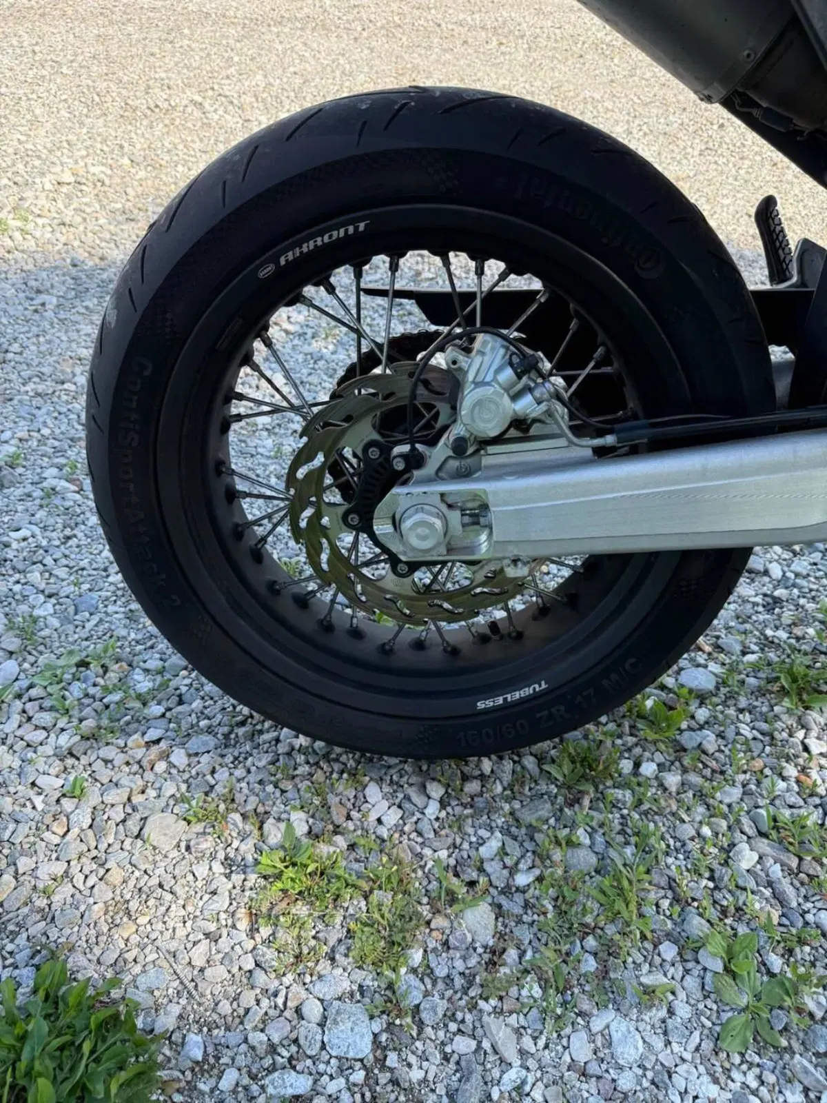 Husqvarna 701 Supermoto (2023 - 25) (12)