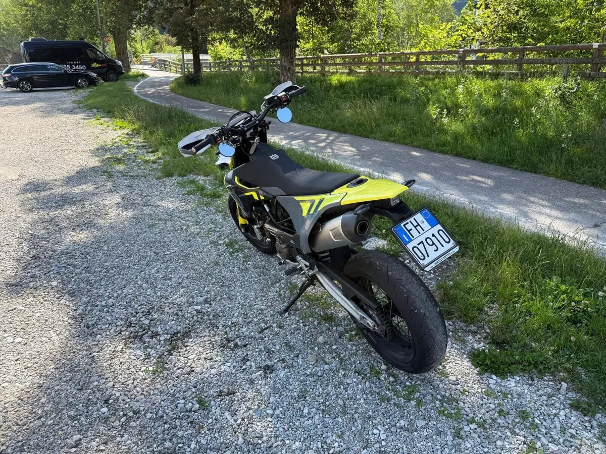 Husqvarna 701 Supermoto (2023 - 25) (19)