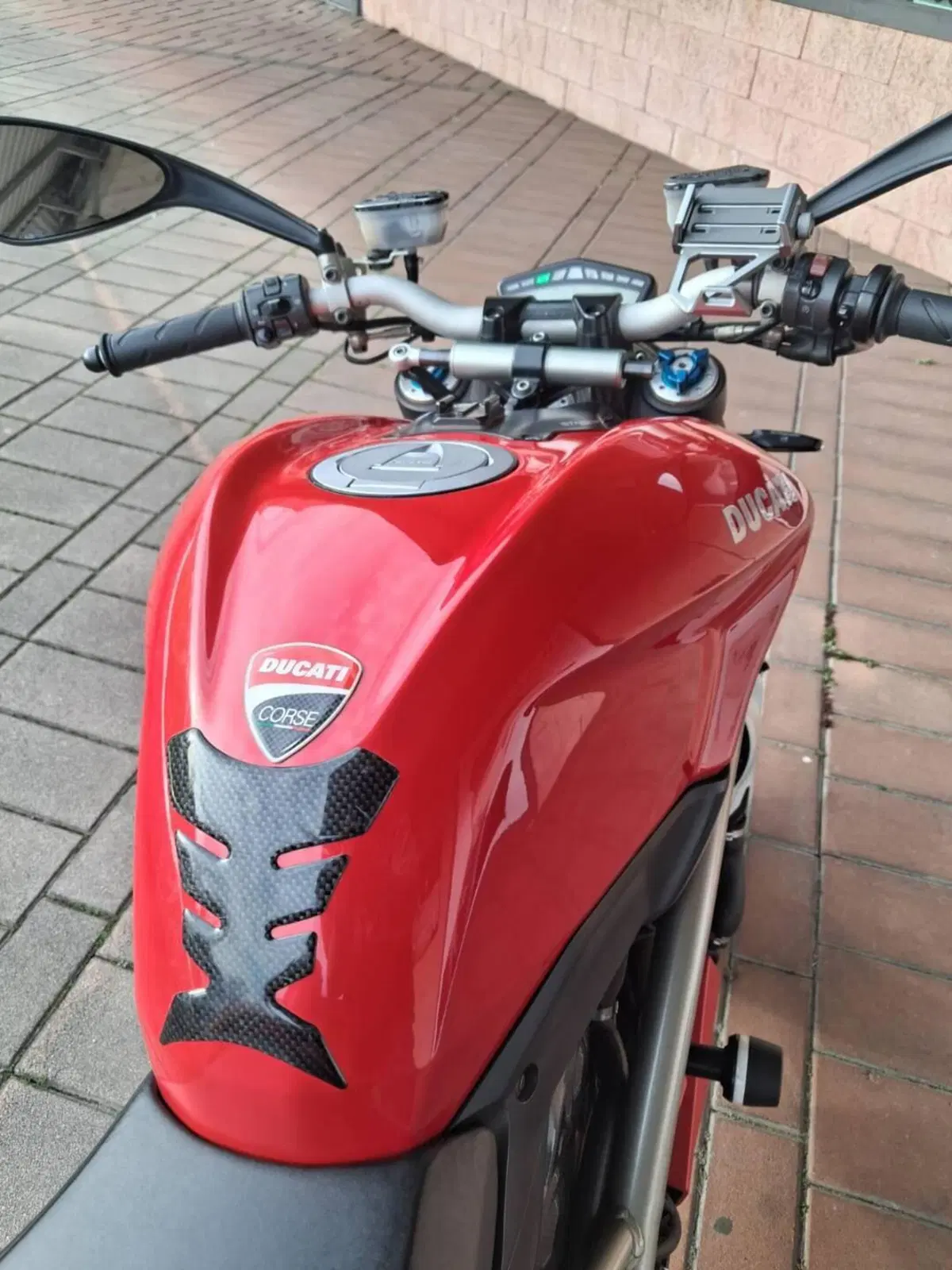 Ducati Streetfighter S (2009 - 14) (9)