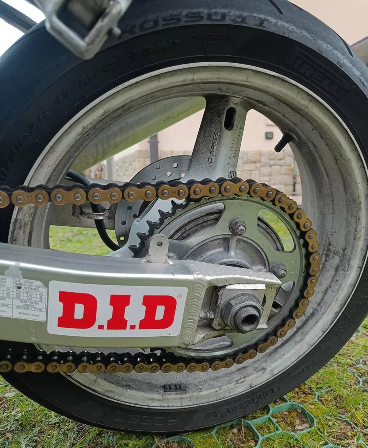Suzuki GSX R 600 (2001 - 03) (12)