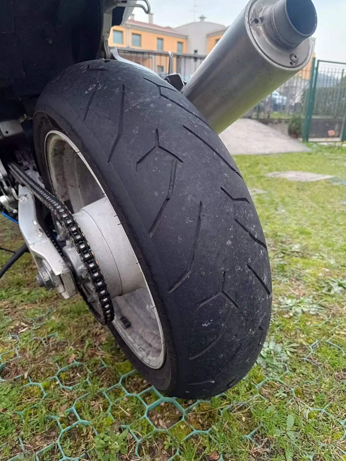 Suzuki GSX R 600 (2001 - 03) (10)