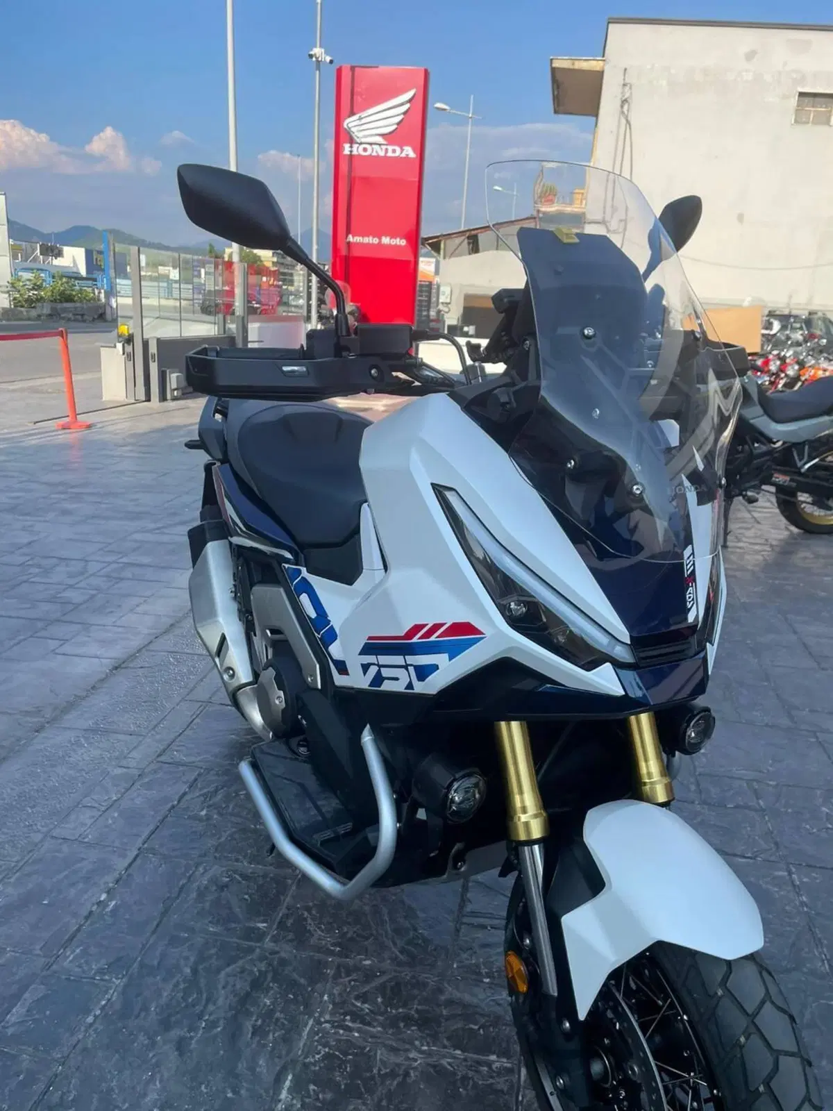 Honda X-ADV 750 Special Edition (2026) (5)