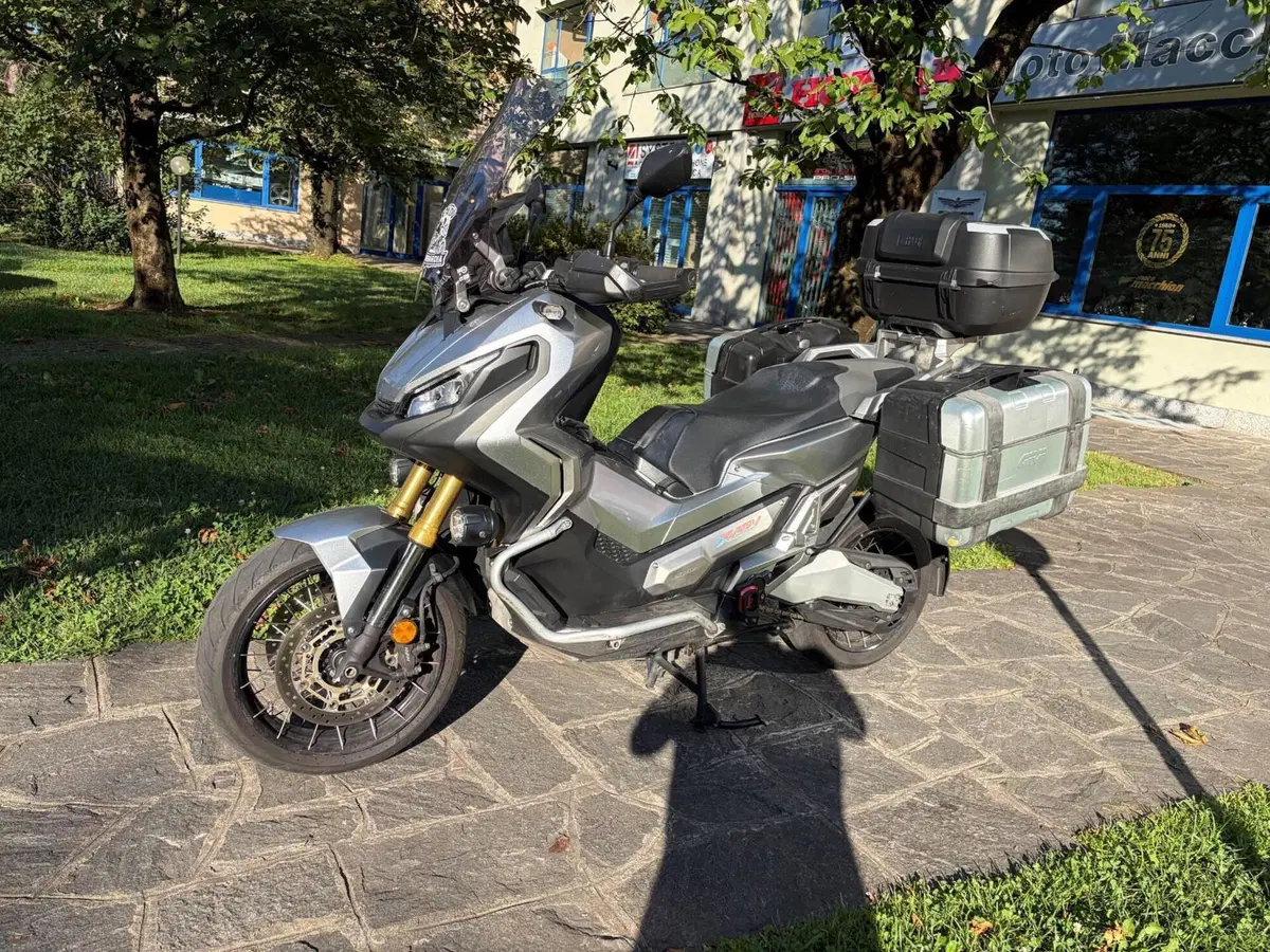 Honda X-ADV 750 (2017) (3)