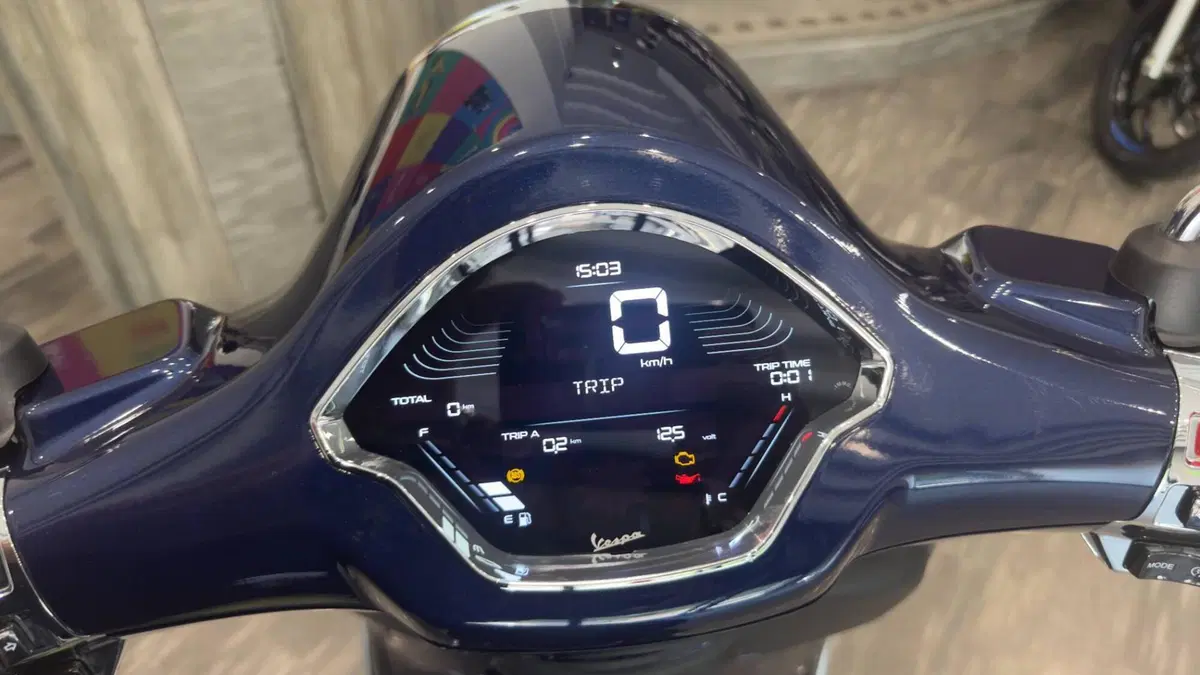 Vespa Primavera 125 (2026) (2)