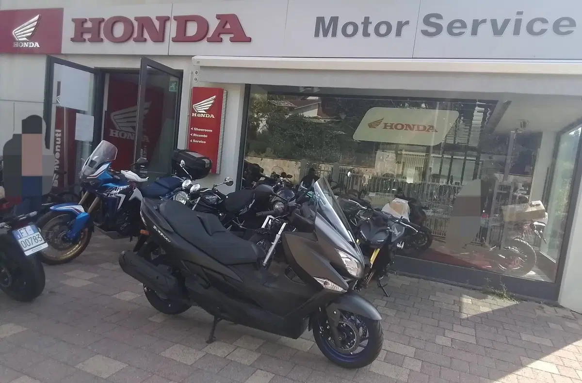 Suzuki Burgman AN 400 (1999 - 00) (5)