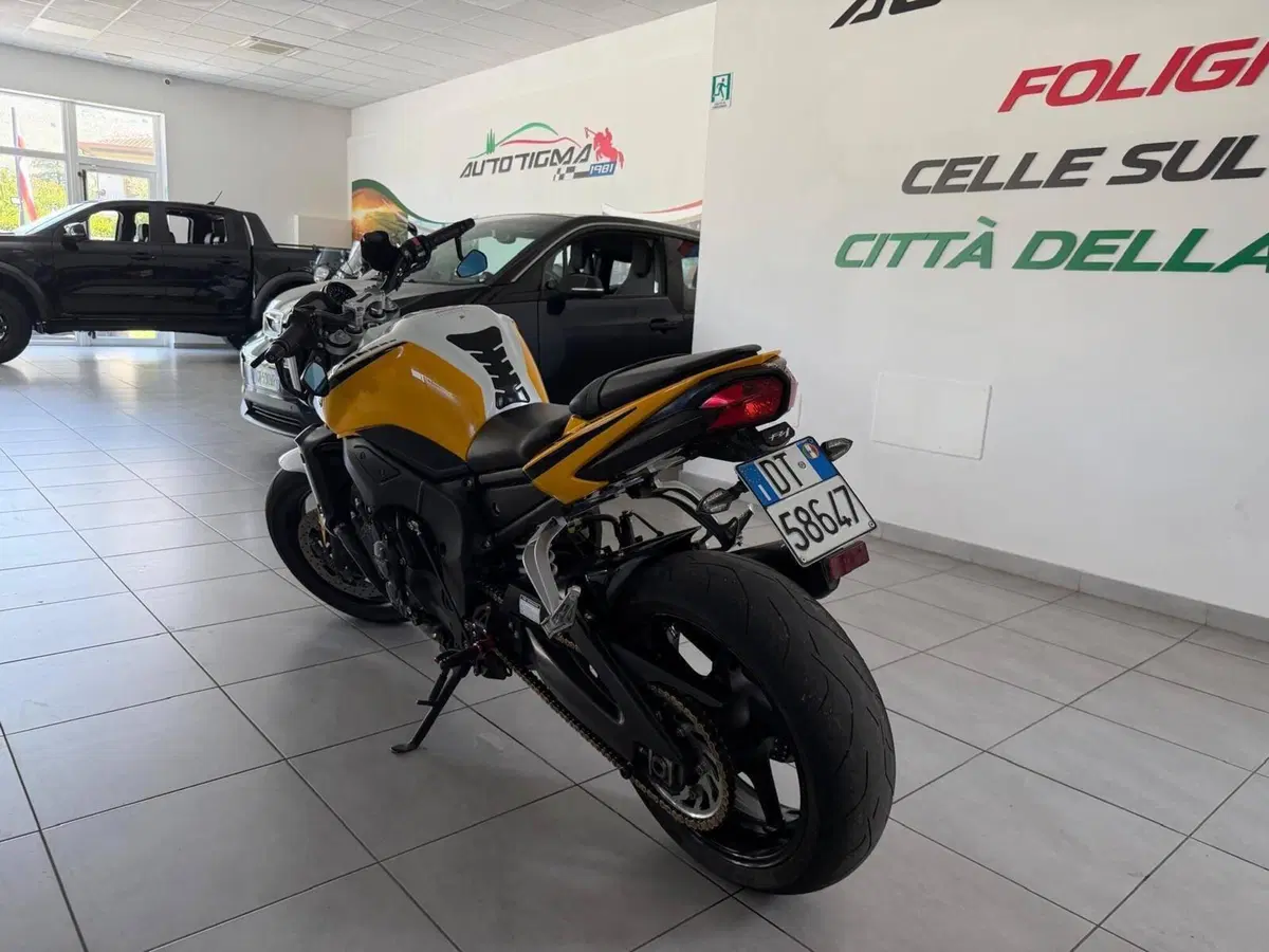 Yamaha FZ1 (2006 - 16) (4)