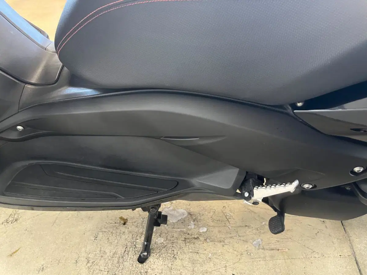 Yamaha X-Max 250 (2010 - 13) (9)