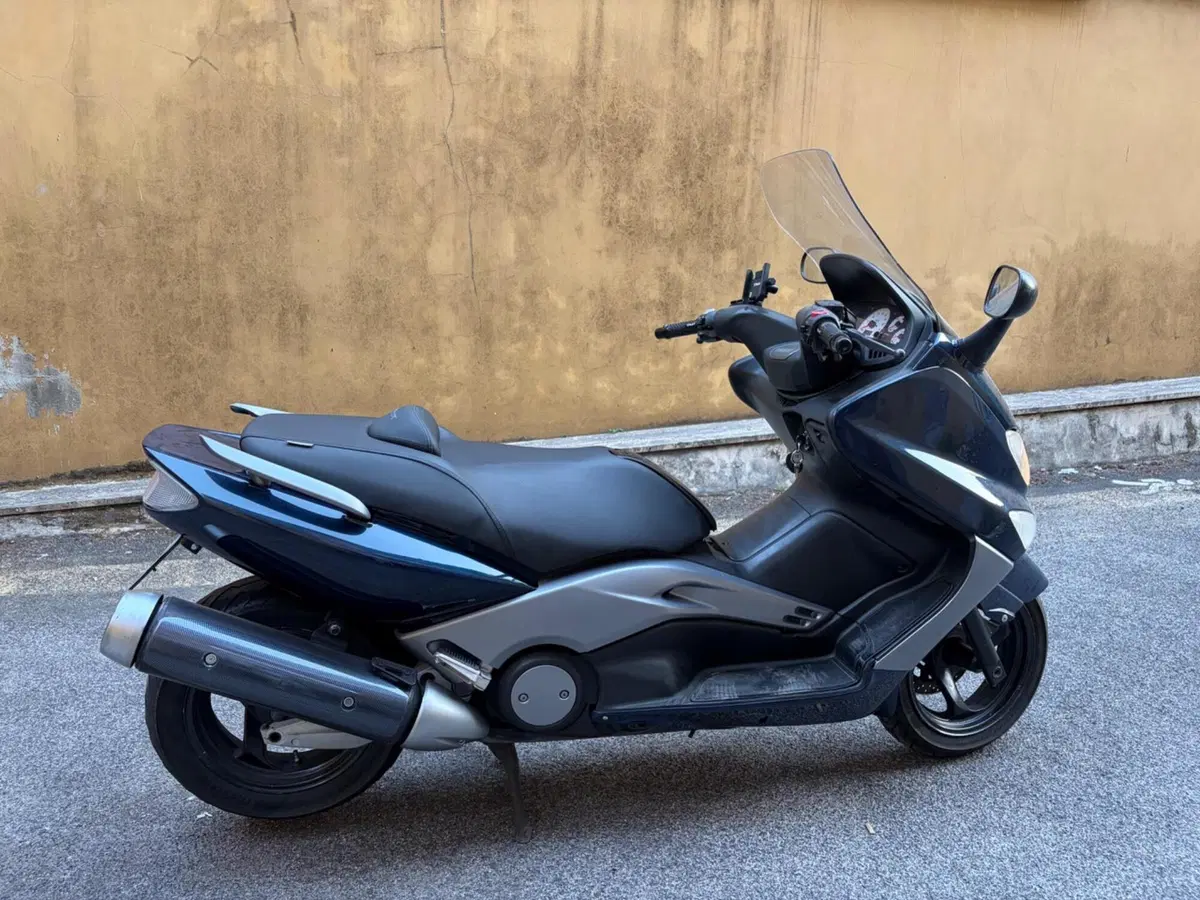 Yamaha T-Max 500 (2001 - 03) (5)