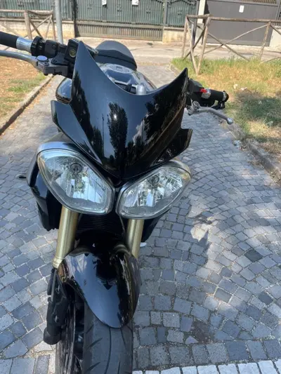 Triumph Street Triple (2013) usata