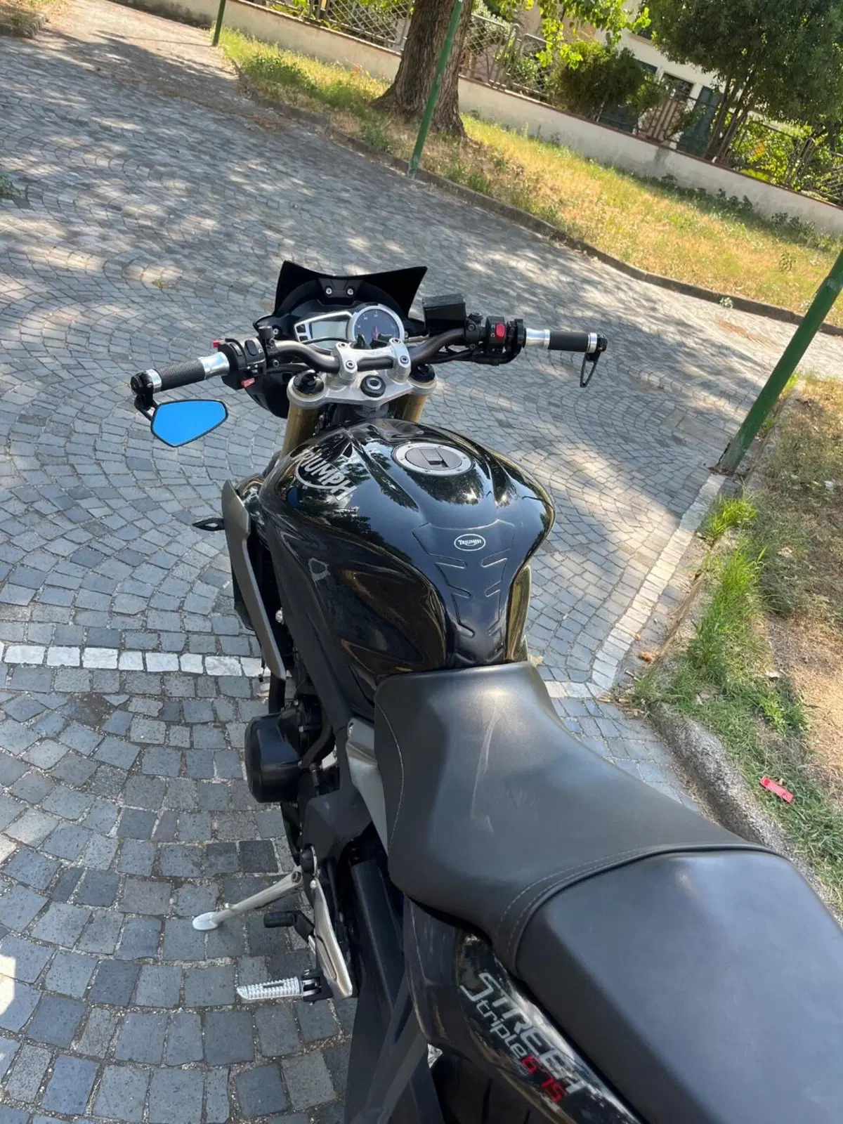 Triumph Street Triple (2013) (3)