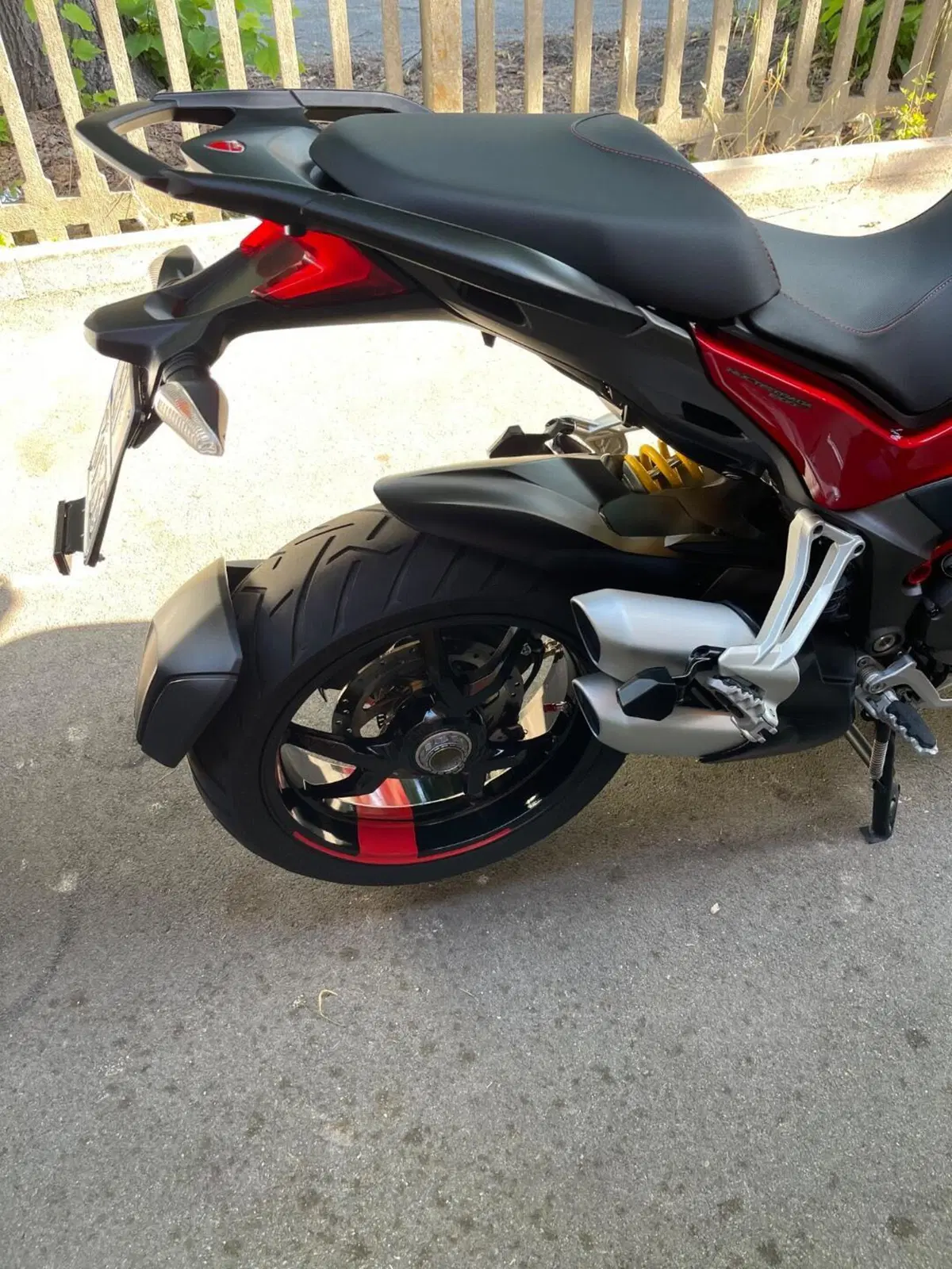 Ducati Multistrada 1200 S Touring D-air (2017) (8)