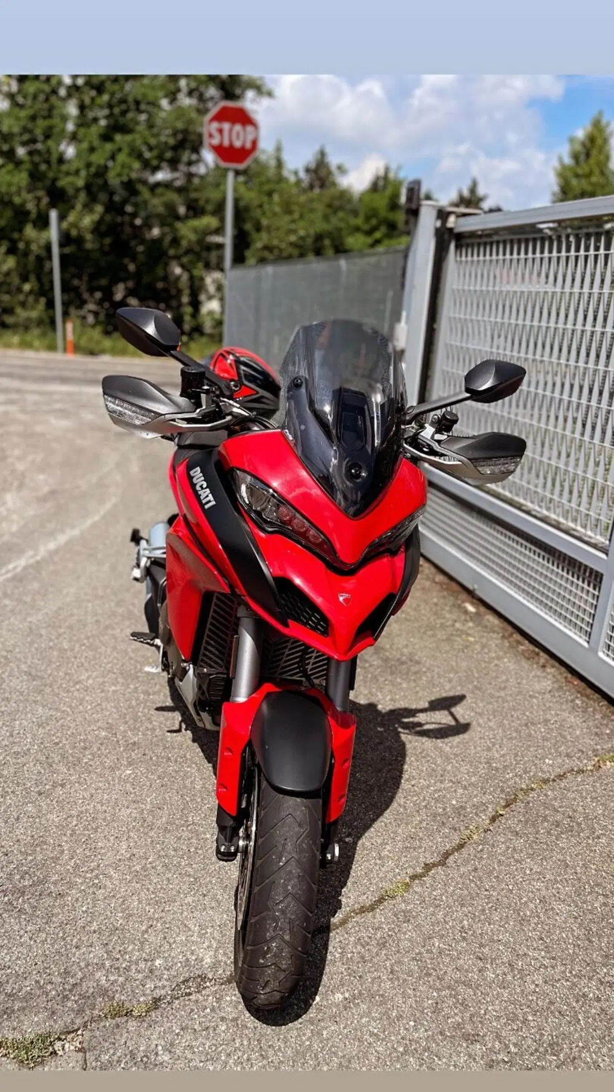 Ducati Multistrada 1200 S Touring D-air (2017) (9)