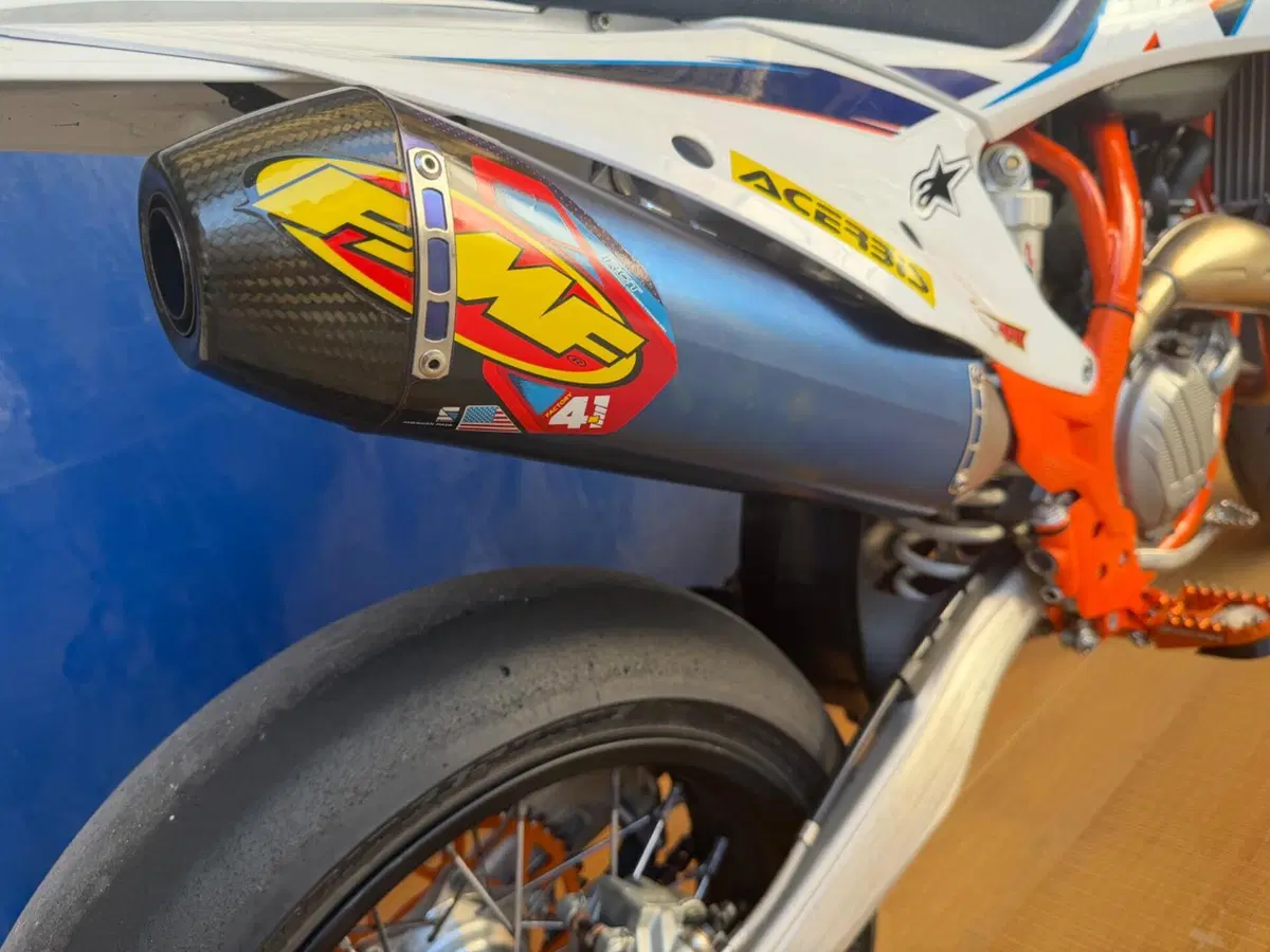 KTM 450 SMR (2022) (14)