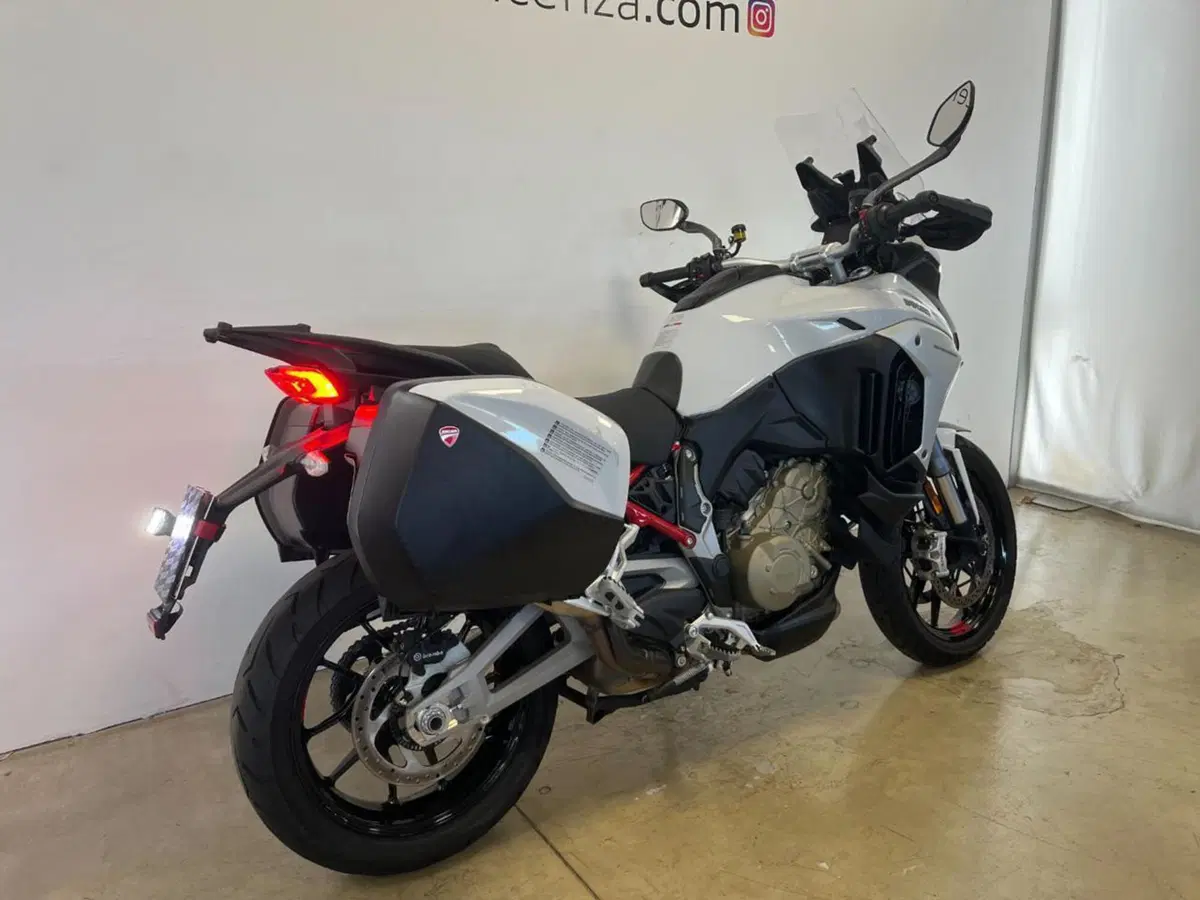 Ducati Multistrada V4 S (2021 - 24) (7)