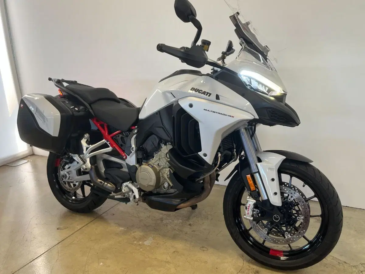 Ducati Multistrada V4 S (2021 - 24) (2)